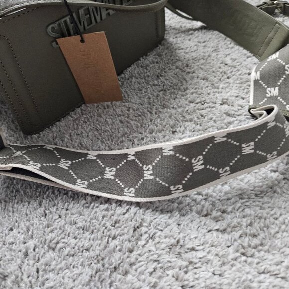 STEVE MADDEN BEVIEE SATCHEL/CROSSBODY w/2 ADJUST/REMOVABLE STRAPS- LT OLIVE- NWT - Picture 10 of 11
